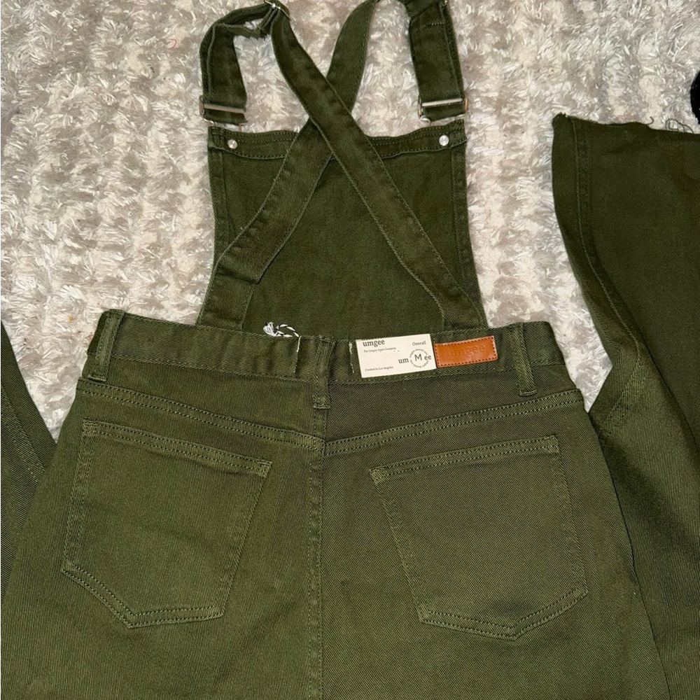 Umgee Green Overalls - Picture 3 of 3